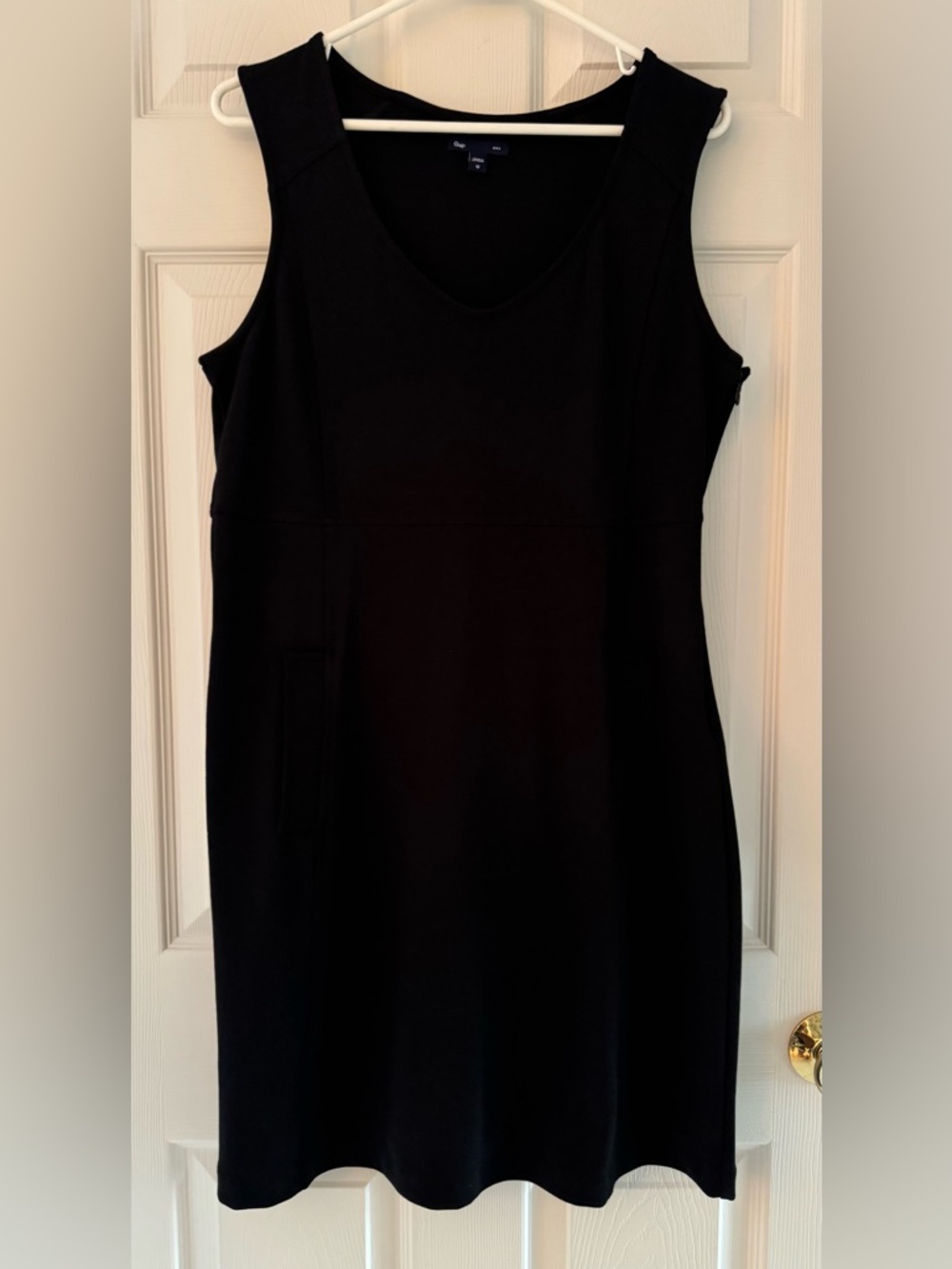 GAP Black Sleeveless Dress